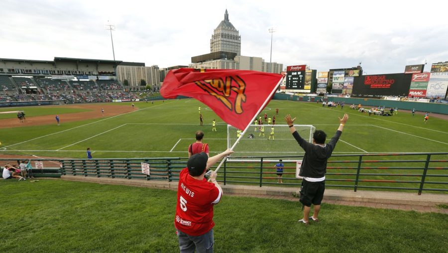 The game, between the now defunct Western New York Flash and the Seattle Reighn, which was played on the smallest field allowed by soccer’s governing body.  Cred:
Carlos Ortiz
