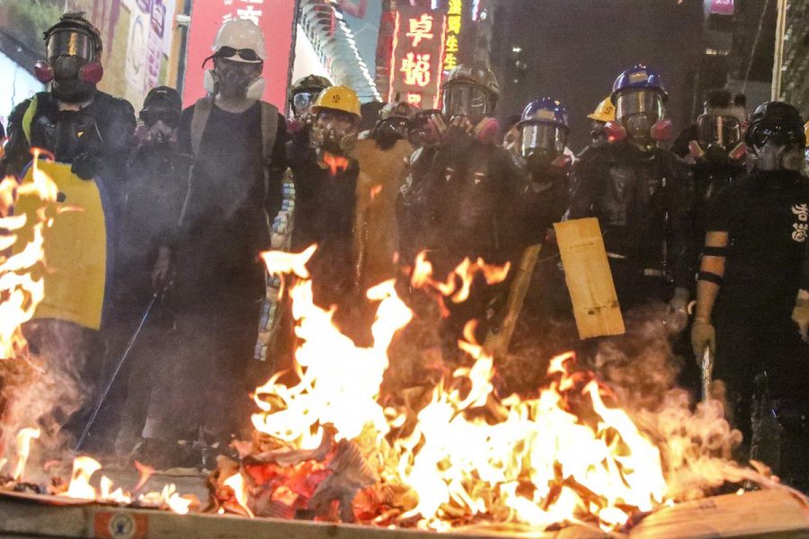A picture of Hong Kong protesters dressed in similar garb to what Blitzchung was wearing in the controversial video