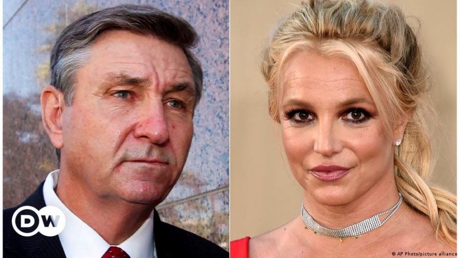  Britney Spears’ father agrees to resign from conservatorship.
(Source: dw.com)
