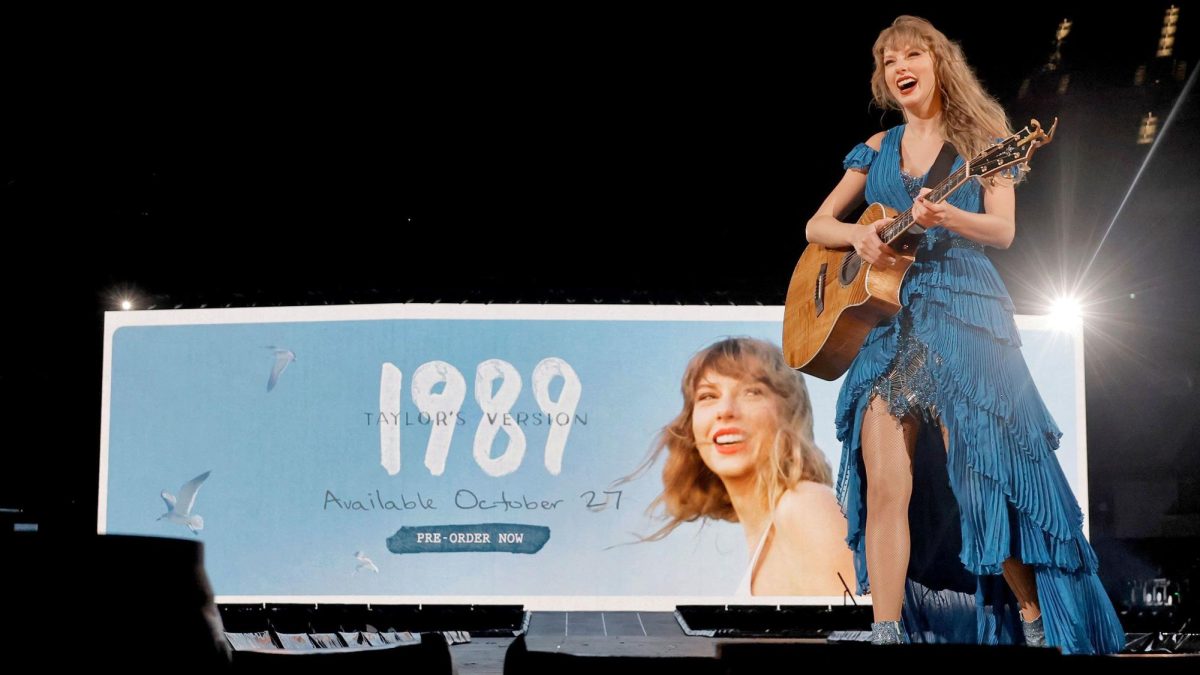 Taylor+Swift+announcing+1989+TV+in+Los+Angeles+at+SOFI+Arena+%28CNN%29