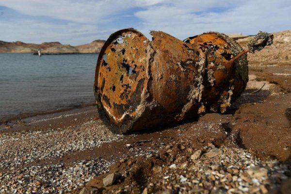 Unidentified human remains believed to be linked to a mob murder were found in a barrel along the shore of Lake Mead. (AFP)